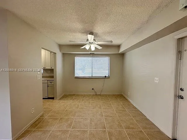 3162 Coral Springs Dr #4 — Photo 16