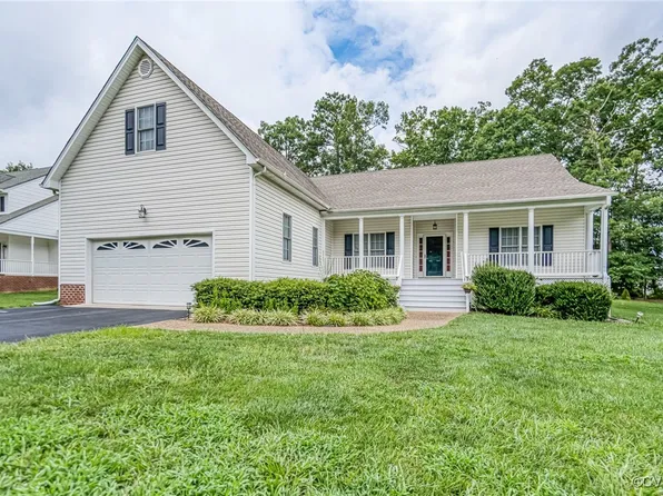 6784 Arbor Meadows Dr, Chester, VA 23831