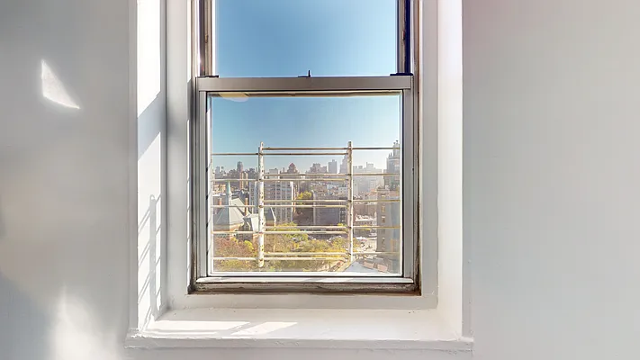 Rented by Bond New York | media 7