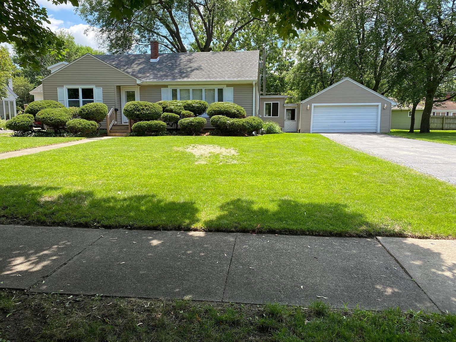 1512 W Acres Rd, Joliet, IL 60435 | Zillow