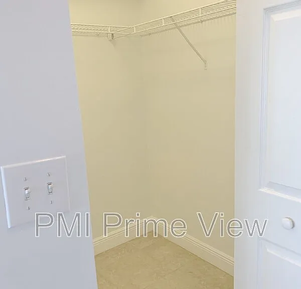 11060 SW 196th St #105 — Photo 16