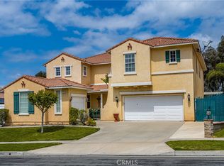 833 W Orange Heights Ln, Corona, CA 92882
