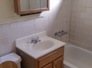 2119 24th Rd #2, Astoria, NY 11102