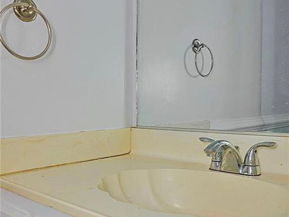 4th image of 4609 Marlwood Way