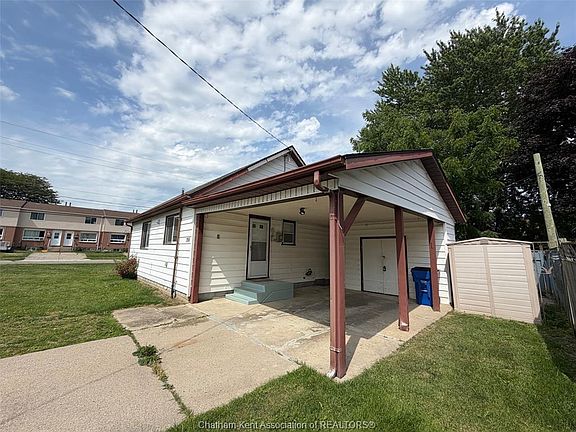2nd image of 700 Wallace St