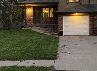 15247 Adams St, Omaha, NE 68137