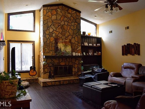 4th image of 5075 Cameron Forest Pkwy