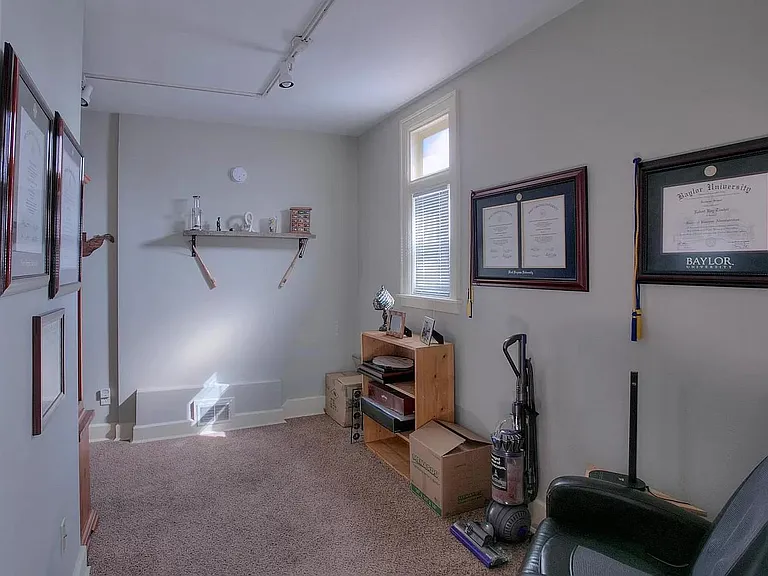 1102 S 30th Ave — Photo 15