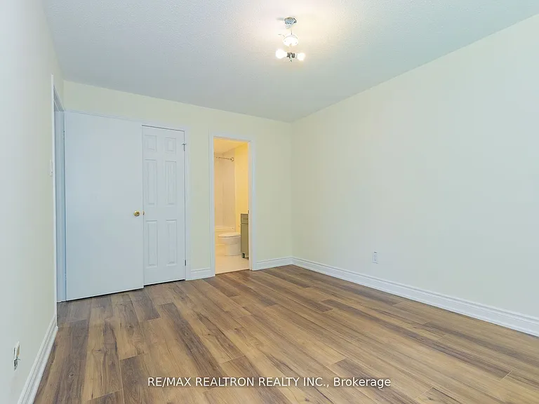 129 Sexton Cres #MAIN — Photo 19