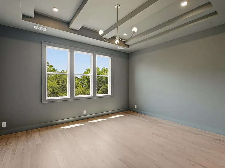731B Croley Dr — Photo 25