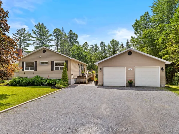 31 River St, North Kawartha, ON K0L 1C0