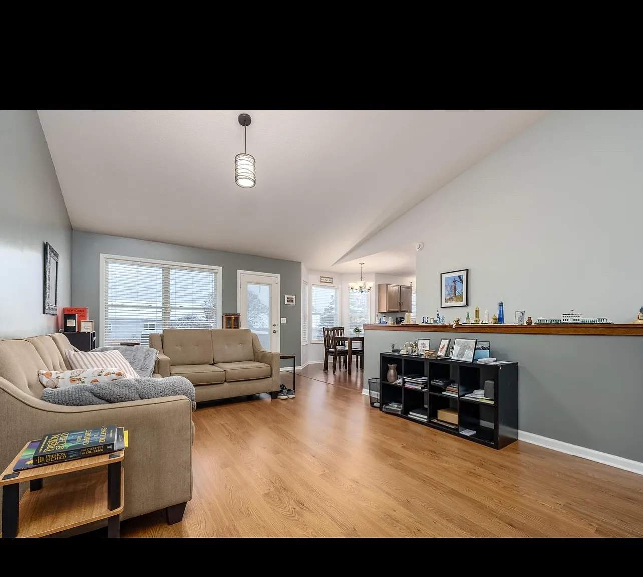 5 bed, 2052 sqft, $2,200 — Photo 4