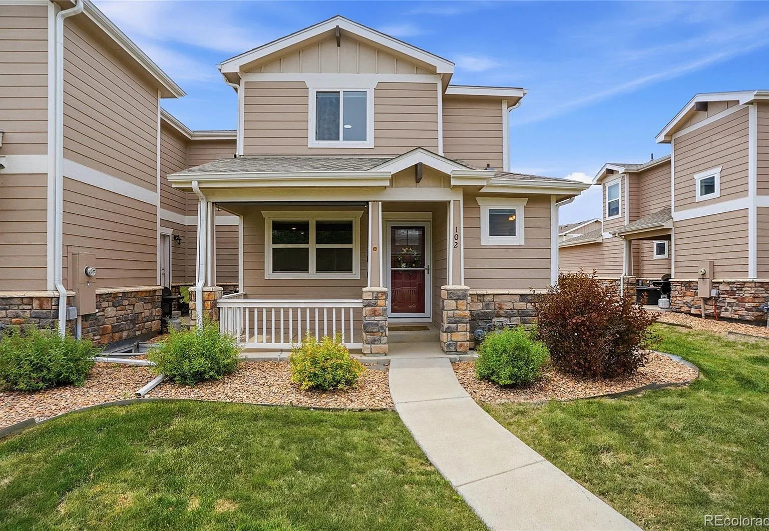 3 bed, 2.5 bath, 1364 sqft, $2,550 — Photo 1