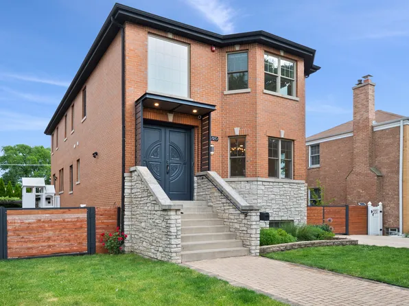 5120 Jarlath Ave, Skokie, IL 60077
