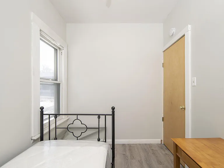 159 Hoosick St #1R — Photo 27