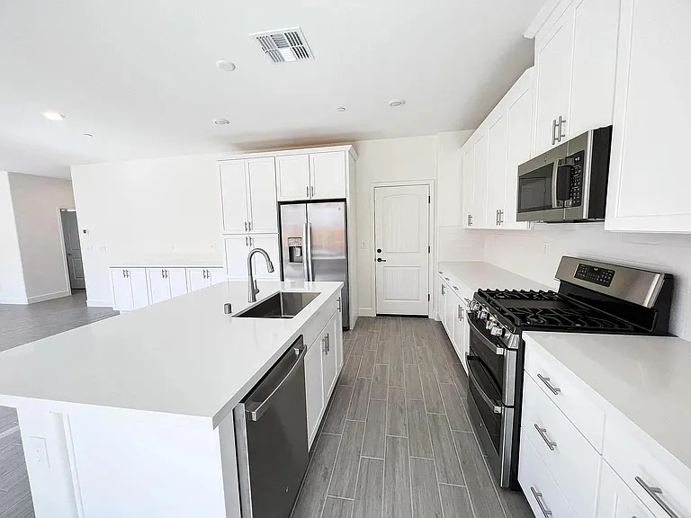 10524 Cello Way — Photo 9