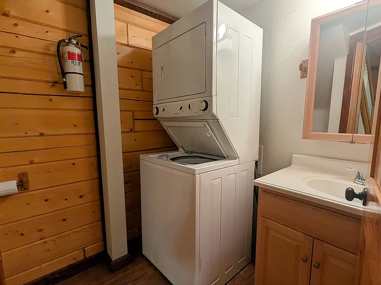 4020 Old Wood Rd — Photo 9