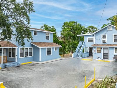 137-139 S Halifax Ave, Daytona Beach, FL, 32118