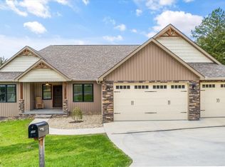 165 Lakeridge Dr, Maynardville, TN 37807