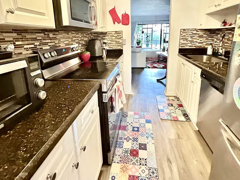 12722 Peconic Ct — Photo 2
