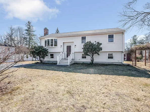 57 Taplin Ave, Wilmington, MA 01887