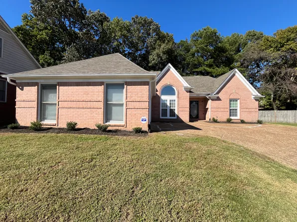 8990 Fletcher Park Cir N, Cordova, TN 38016