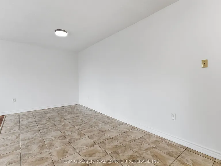 746 Fanshawe Park Rd E #401 — Photo 14