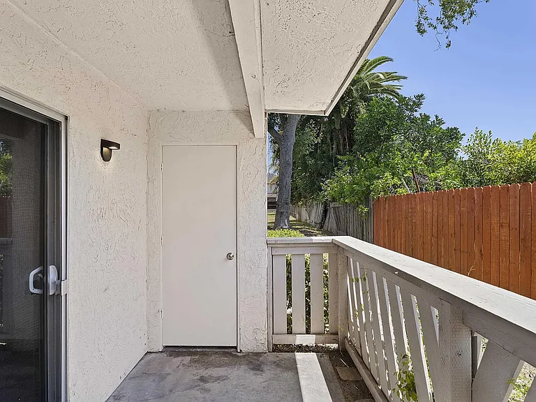 512 Sandalwood Pl #7 — Photo 21