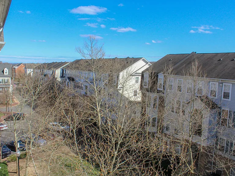 5108 Donovan Dr #408 — Photo 28