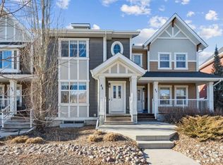 43 E Sunset Rd, Cochrane, AB T4C 0W3