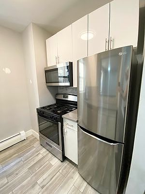 3rd image of 222 W 140th St #4A
