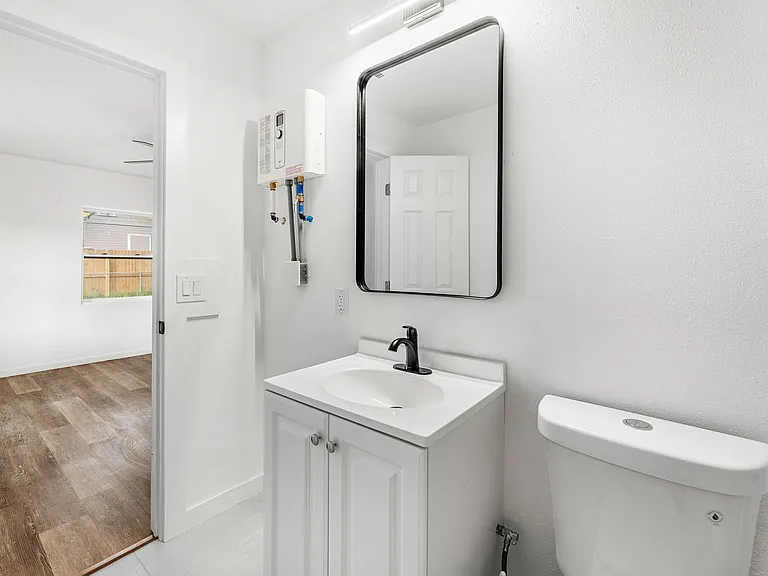405 Dummitt Ave — Photo 21
