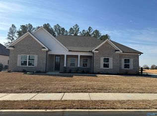 22426 Players Ln, Athens, AL 35613