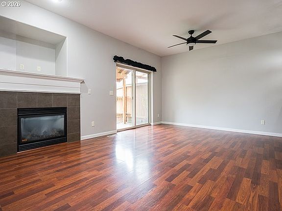 5th image of 4943 SE Lucas Ct