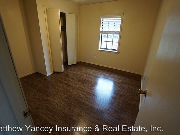 2nd image of 101B Grand Ave