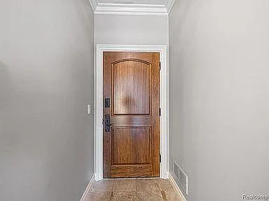 202 Walnut Blvd — Photo 14