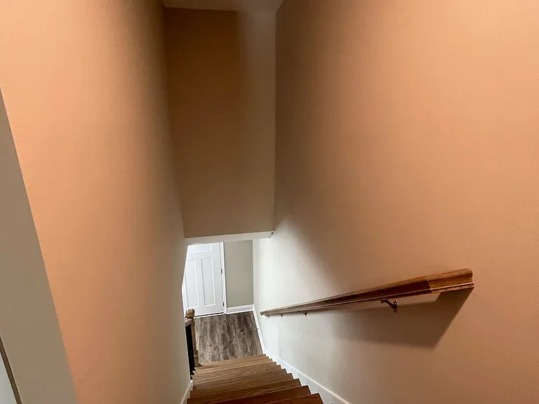 461 2nd St NW #203 — Photo 9
