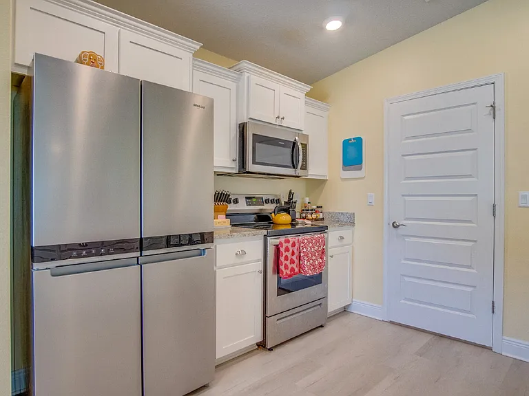 7014 Sonny Dr — Photo 6