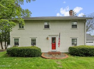 1 Cherry Ln, Old Greenwich, CT 06870