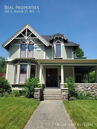 206 S Huron St Photo 1