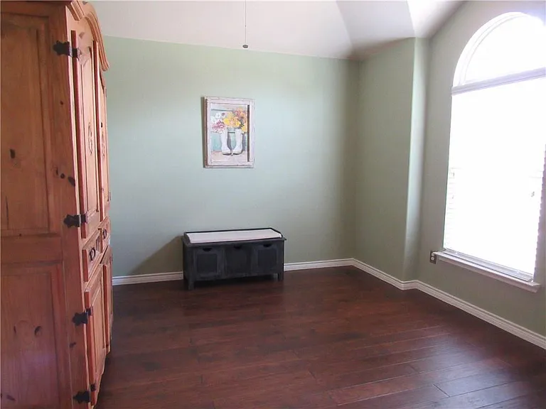 1413 Palasades Ct — Photo 6