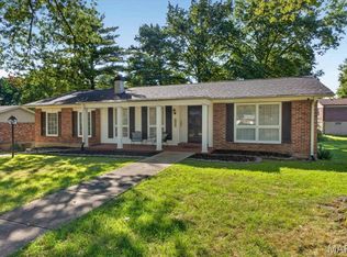 6710 Ryan Crest Dr, Florissant, MO 63033
