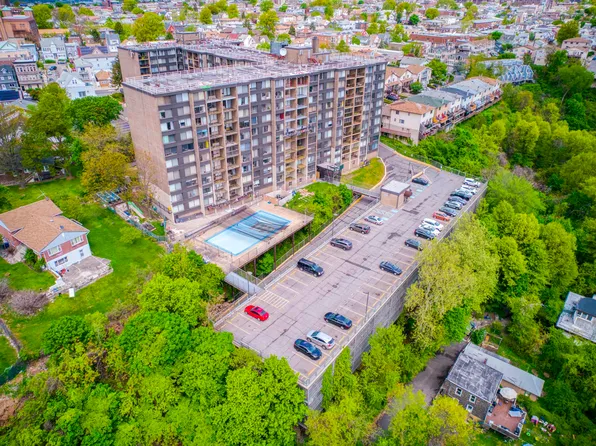9060 Palisade Avenue 304 image 16 of 16