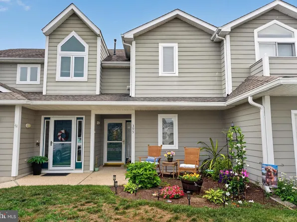 395 Lakeside Dr, Lewes, DE 19958