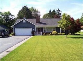 8610 Lindbergh Blvd, Olmsted Falls, OH 44138