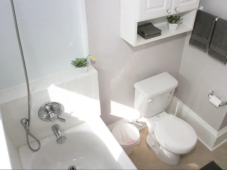 2717 SW 2nd Ave #1 — Photo 12