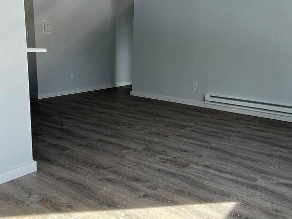 4th image of 47 Polifly Rd APT 1A