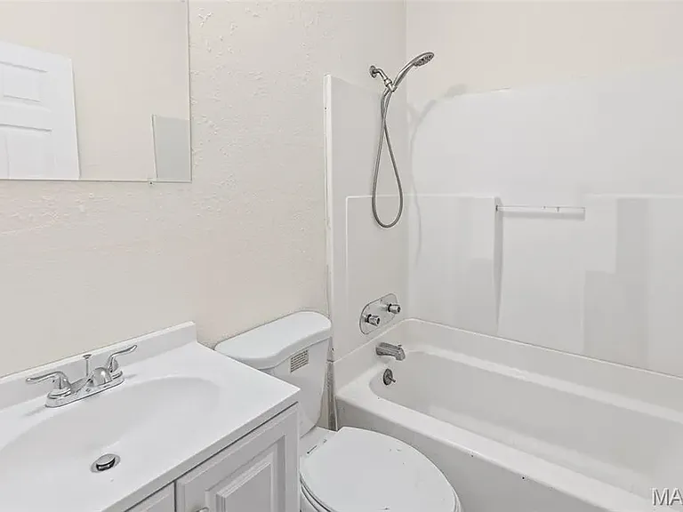 502 Saint Thomas Ln #502 — Photo 10