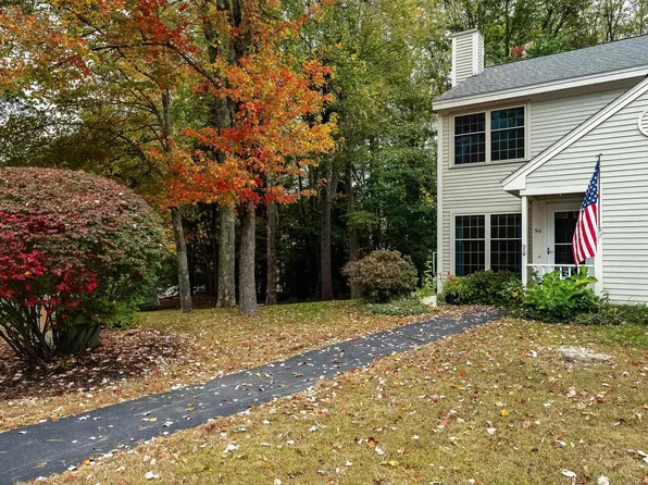 96 Woodland Green Drive, Rochester, NH 03868