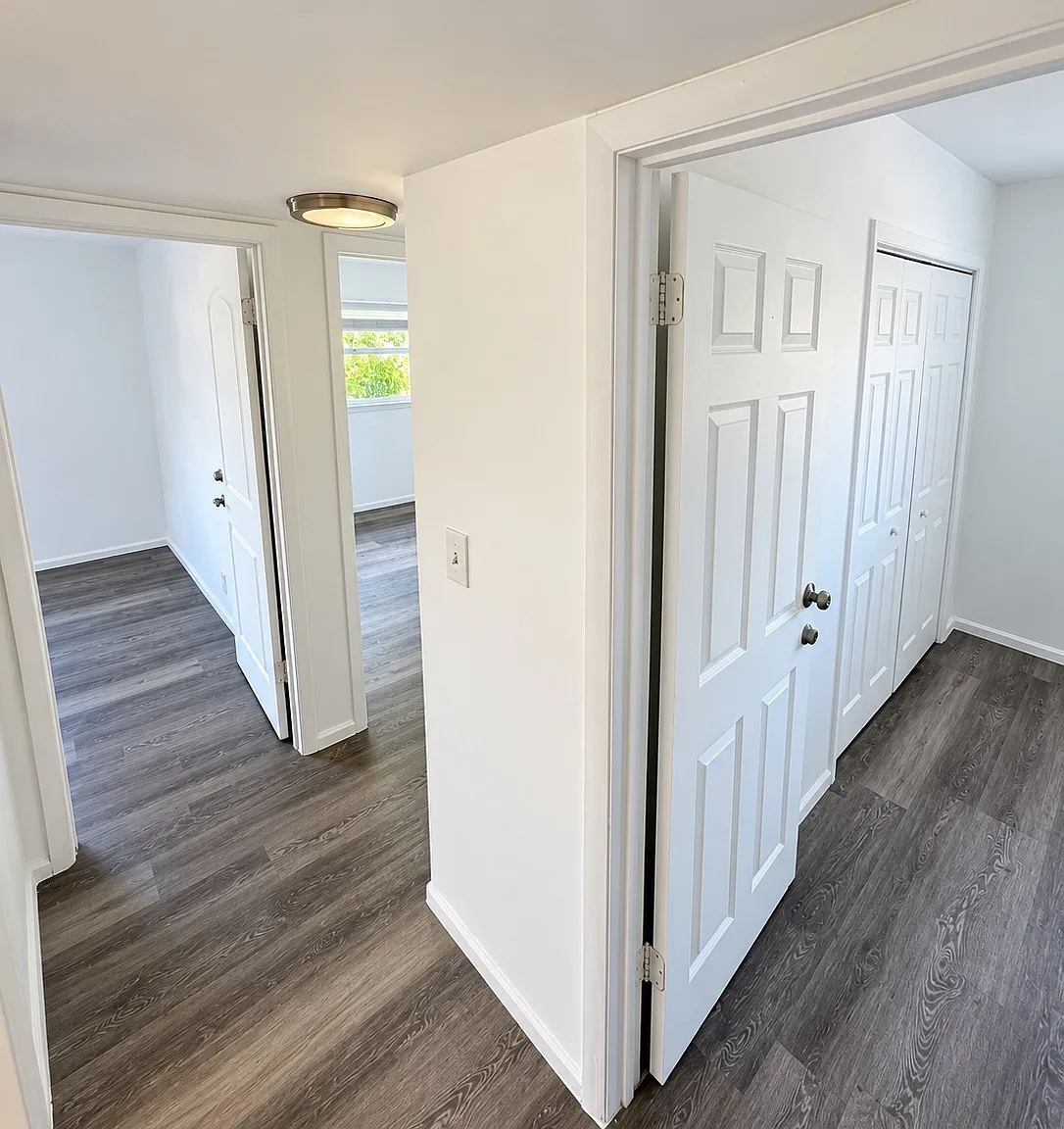 3 bed, 1.5 bath, 892 sqft, $1,850 — Photo 3